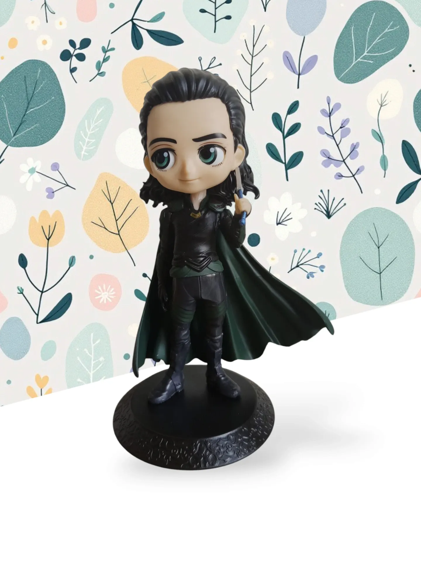 Loki Chibi Anime Figure - Marvel Avengers Collectible (16 cm)