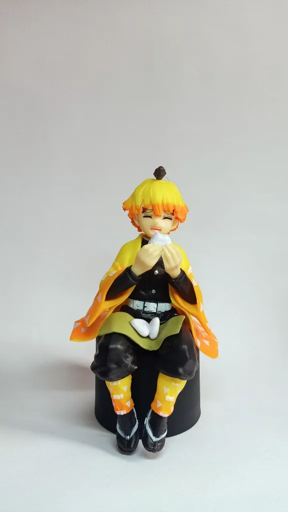 Zenitsu Anime Action Figure | 14 cm Demon Slayer Collectible